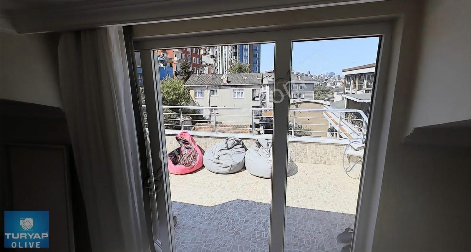 Üniversite Bölgesinde 1+1 Eşyalı Teraslı Kiralık Daire - Görsel 8
