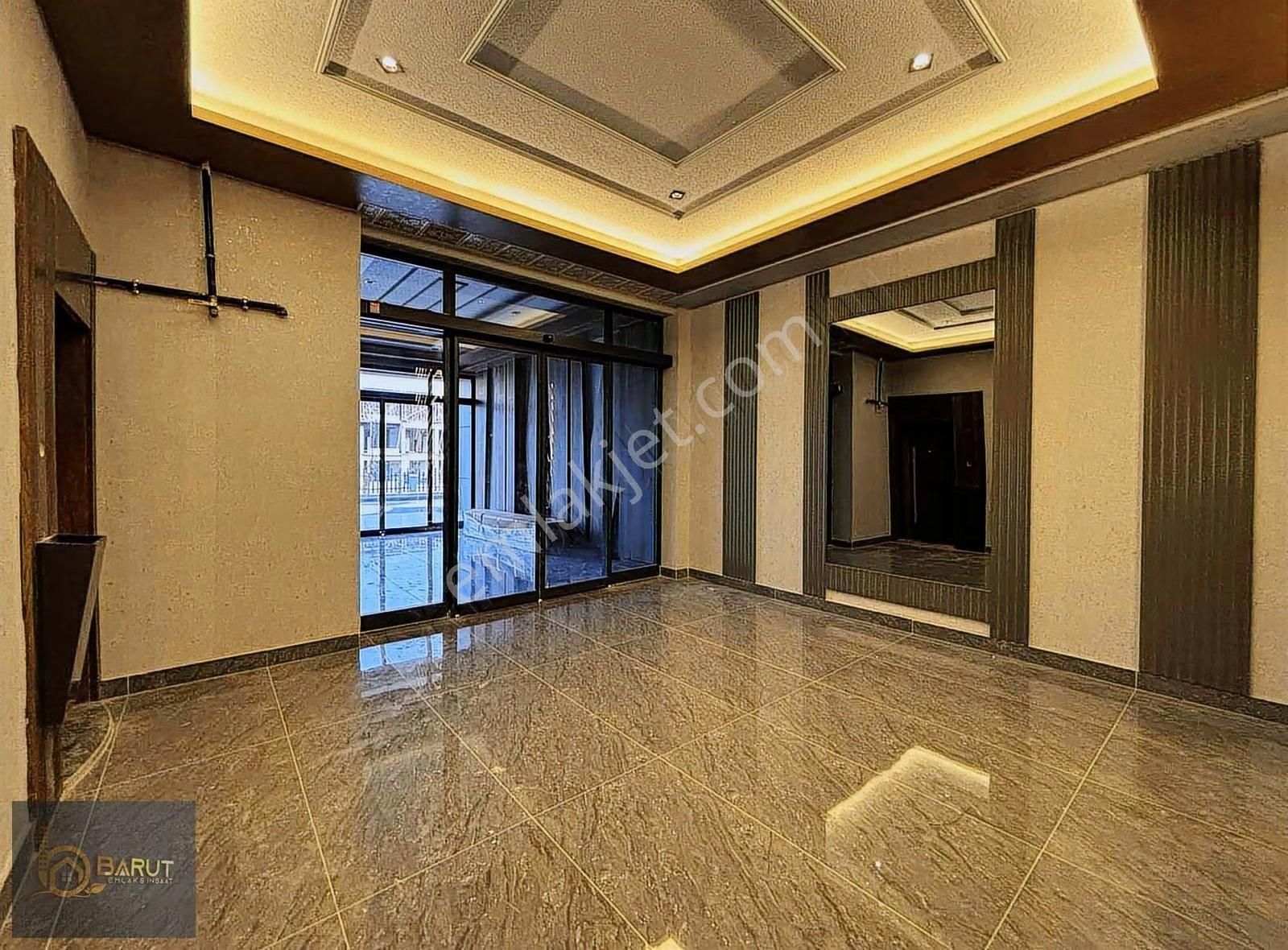 Baruttan Protokol Yolu Yanı 190 M2 Lüx Konsept 4+1 Daire 12. Kat