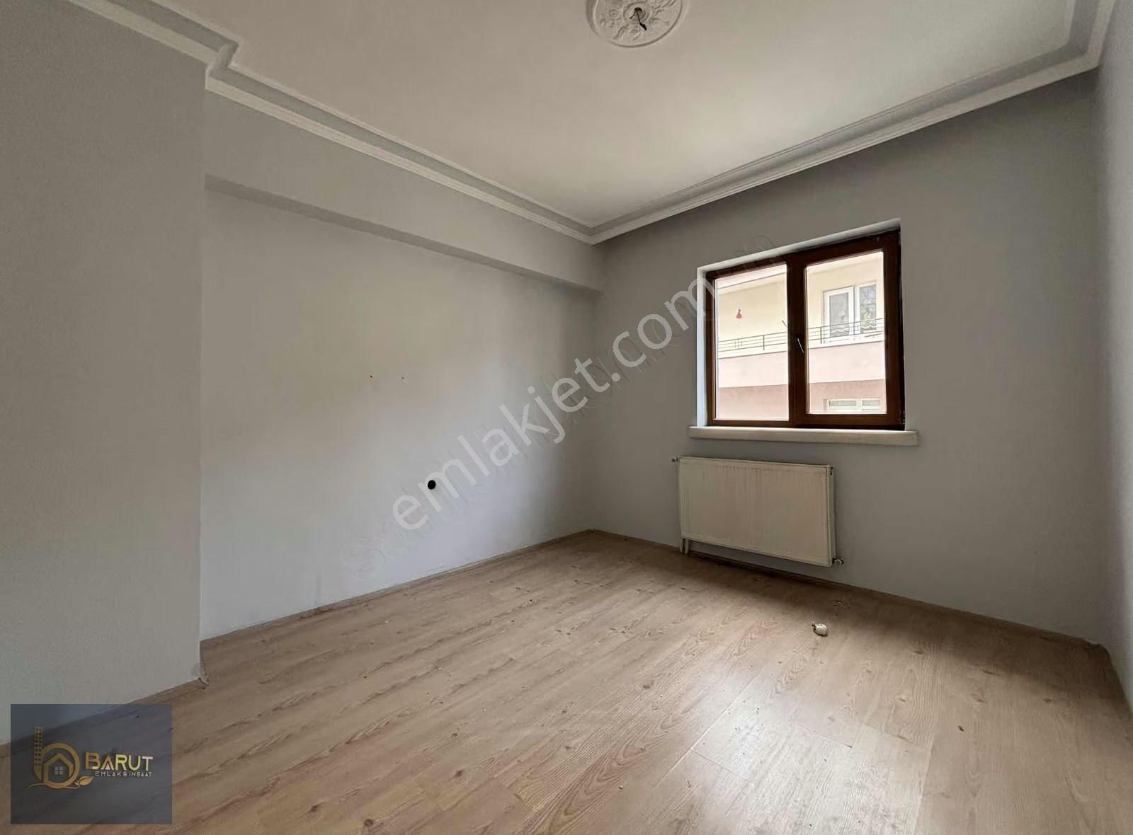 Barut Emlaktan Altı Dolu "130 M2" Kullanışlı 3+1 Daire 1. Kat - Görsel 2