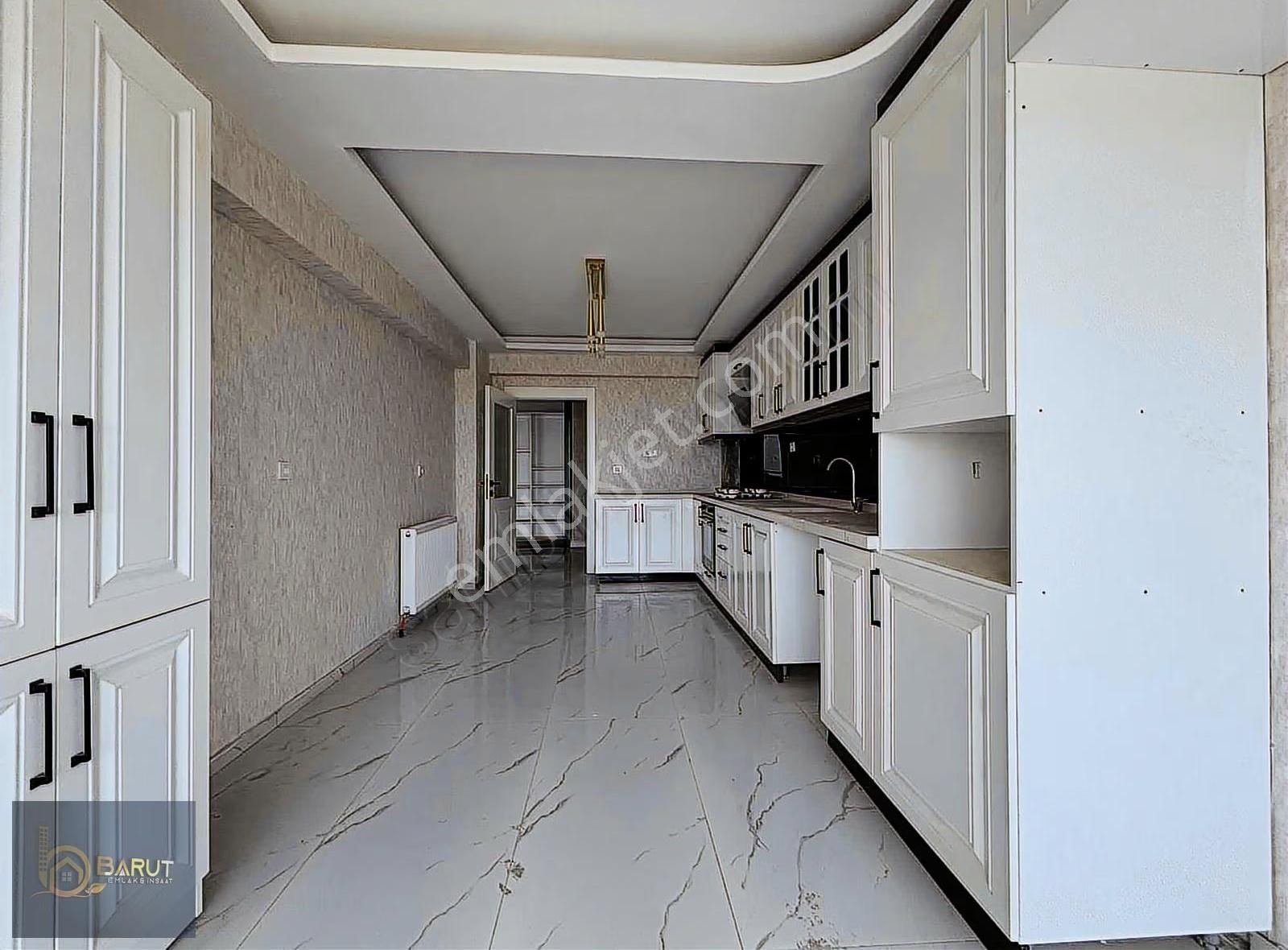 Barut Emlaktan Diş Hastanesi Yakını Sıfır Lüks 4+1 175 M2 Daire - Görsel 9