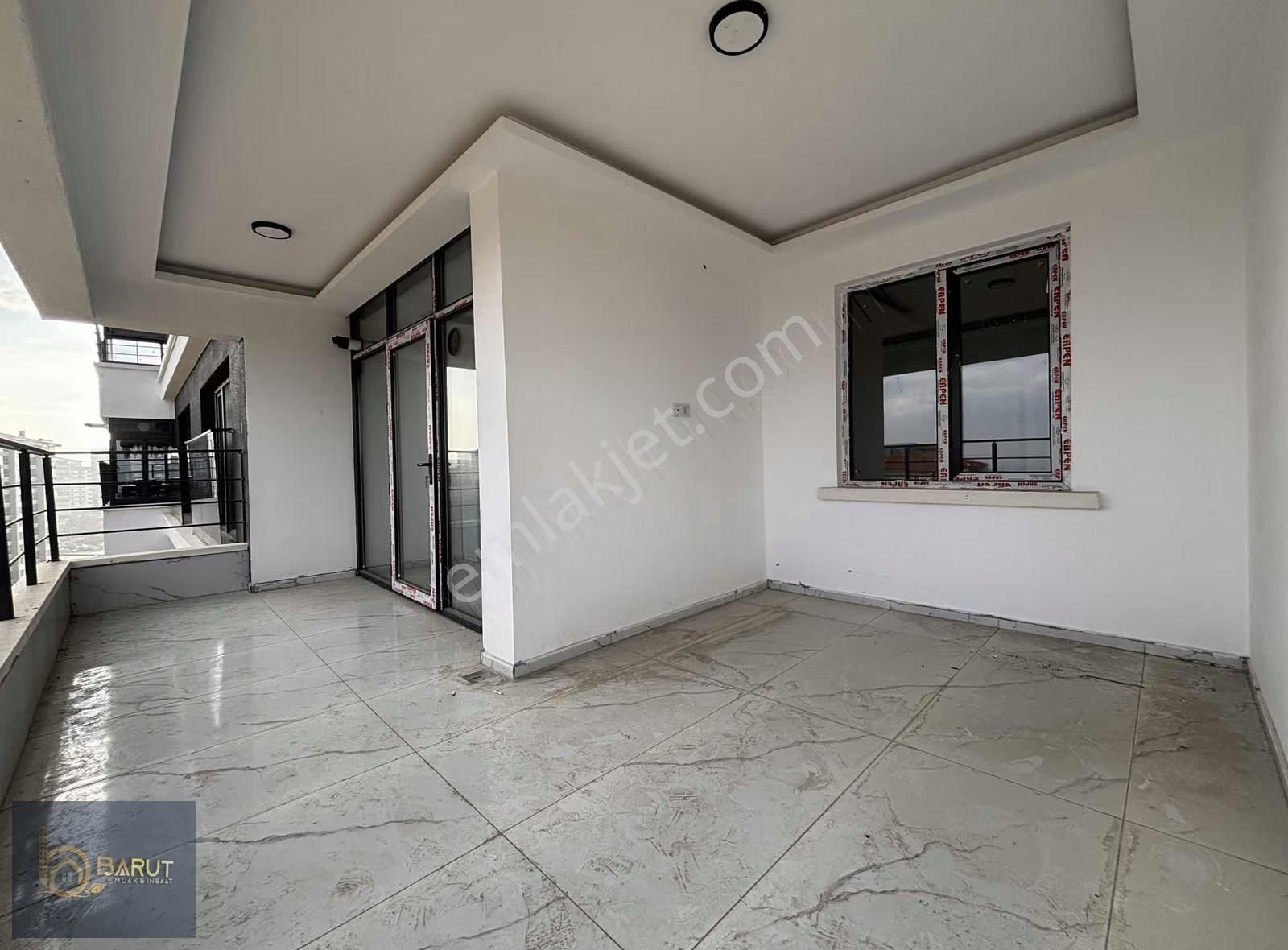 Barut Emlaktan Diş Hastanesi Yakını Sıfır Lüks 4+1 175 M2 Daire - Görsel 12