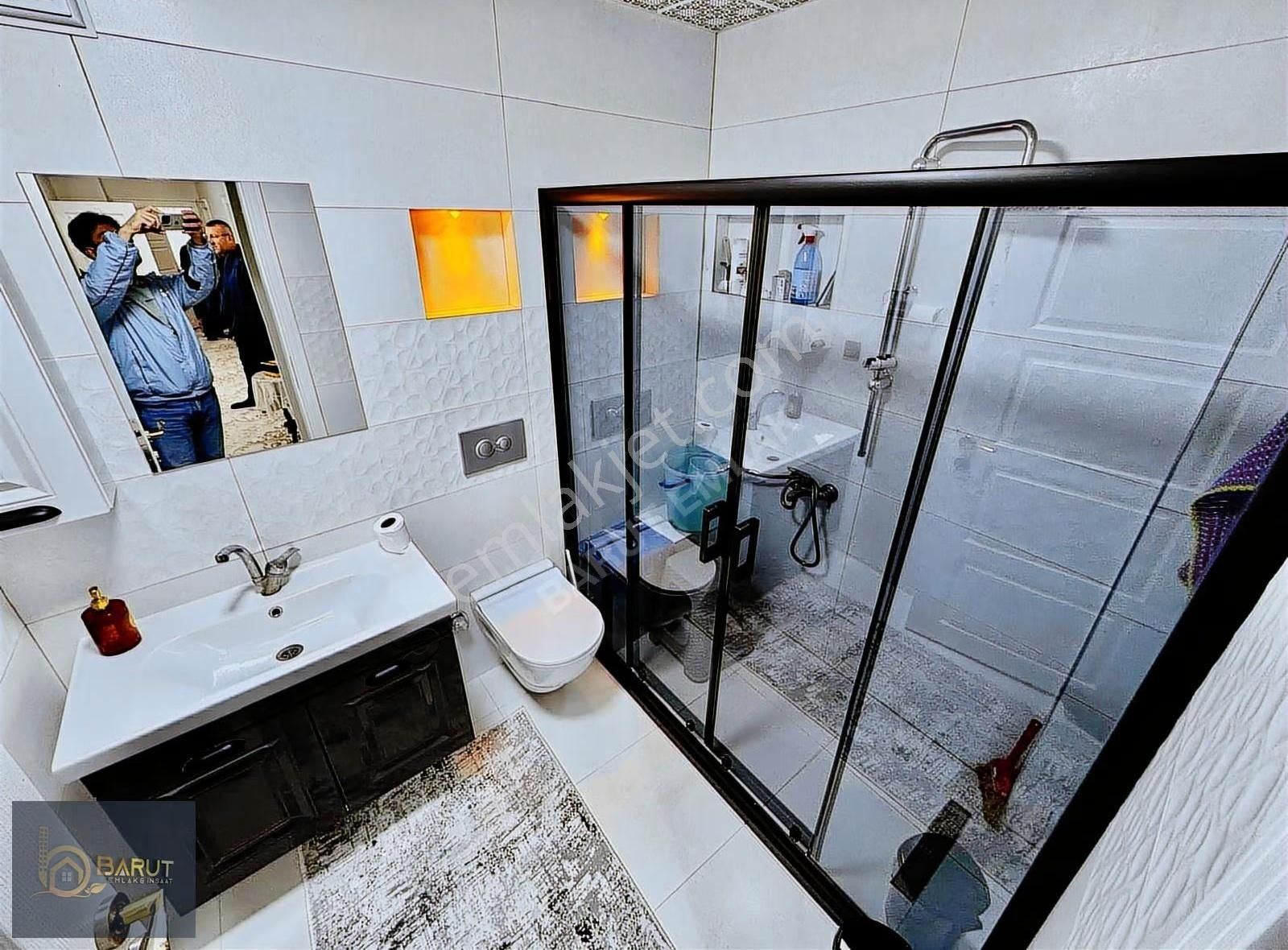 Baruttan Hicret Cami Yakını 140m2 Güney E.banyo Kiler 3+1 Daire - Görsel 8