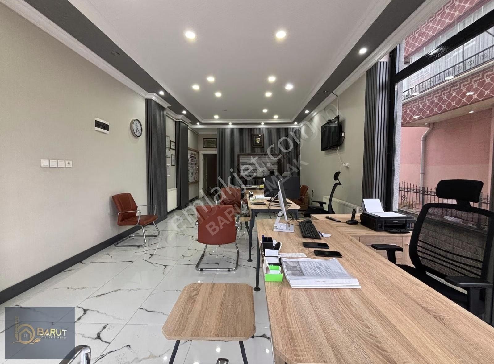 Barut Emlaktan Belediye Yakını Önü Açık 160 M2 4+1 Daire 5.kat - Görsel 3