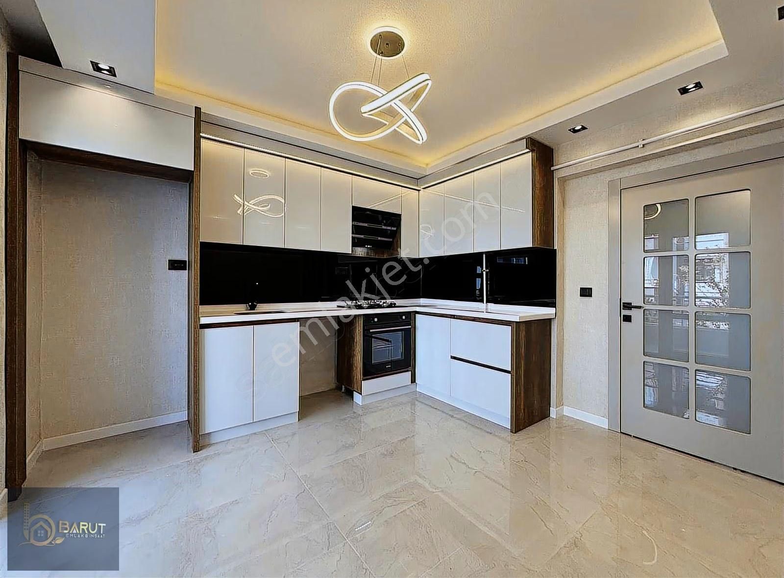 Barut Emlaktan Şık Tasarım Asansör E. Banyo 155 M2 4+1 Daire - Görsel 8