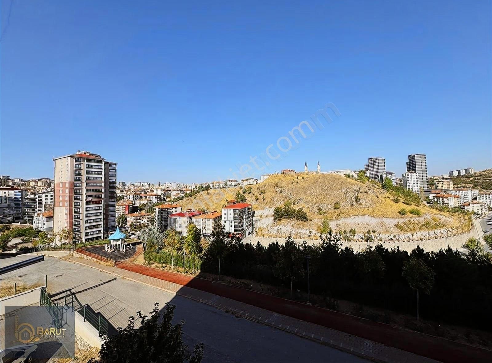 Barut Emlaktan Ayyıldızda Süper Manzaralı Lüks Sitede 3+1 Daire - Görsel 3