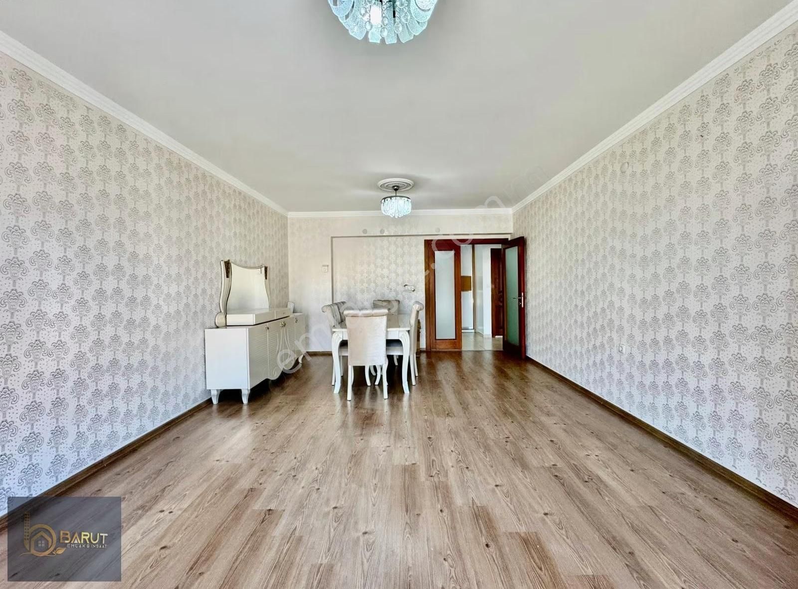 Barut Emlaktan Ayyıldızda Süper Manzaralı Lüks Sitede 3+1 Daire - Görsel 11