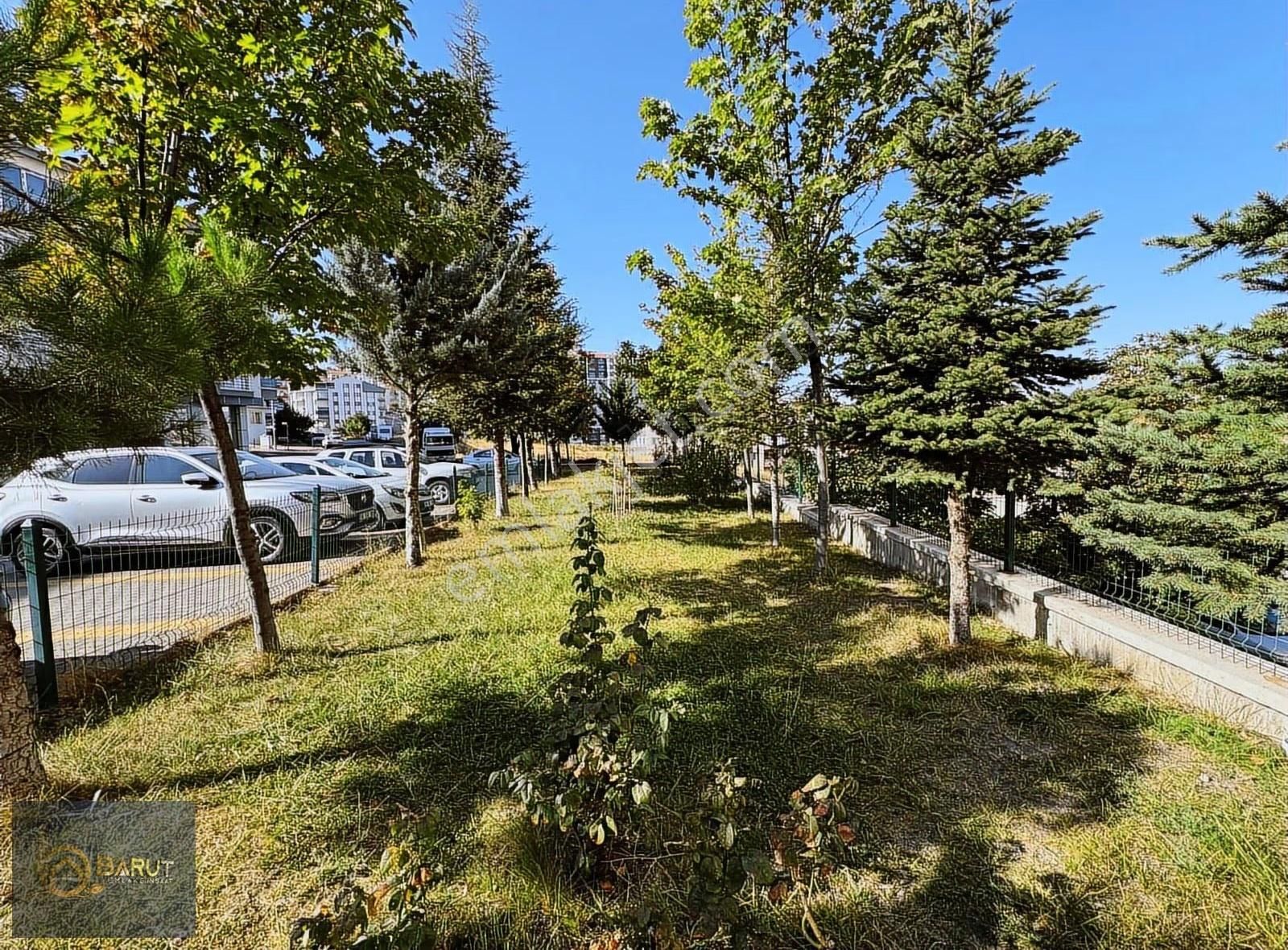 Barut Emlaktan Ayyıldızda Süper Manzaralı Lüks Sitede 3+1 Daire - Görsel 8