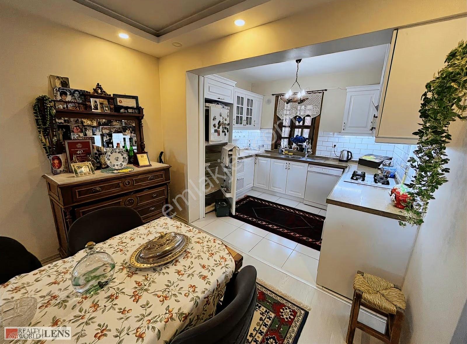 800 M² Köşe Parselde Panoramik Manzaralı Havuzlu Villa - Görsel 15