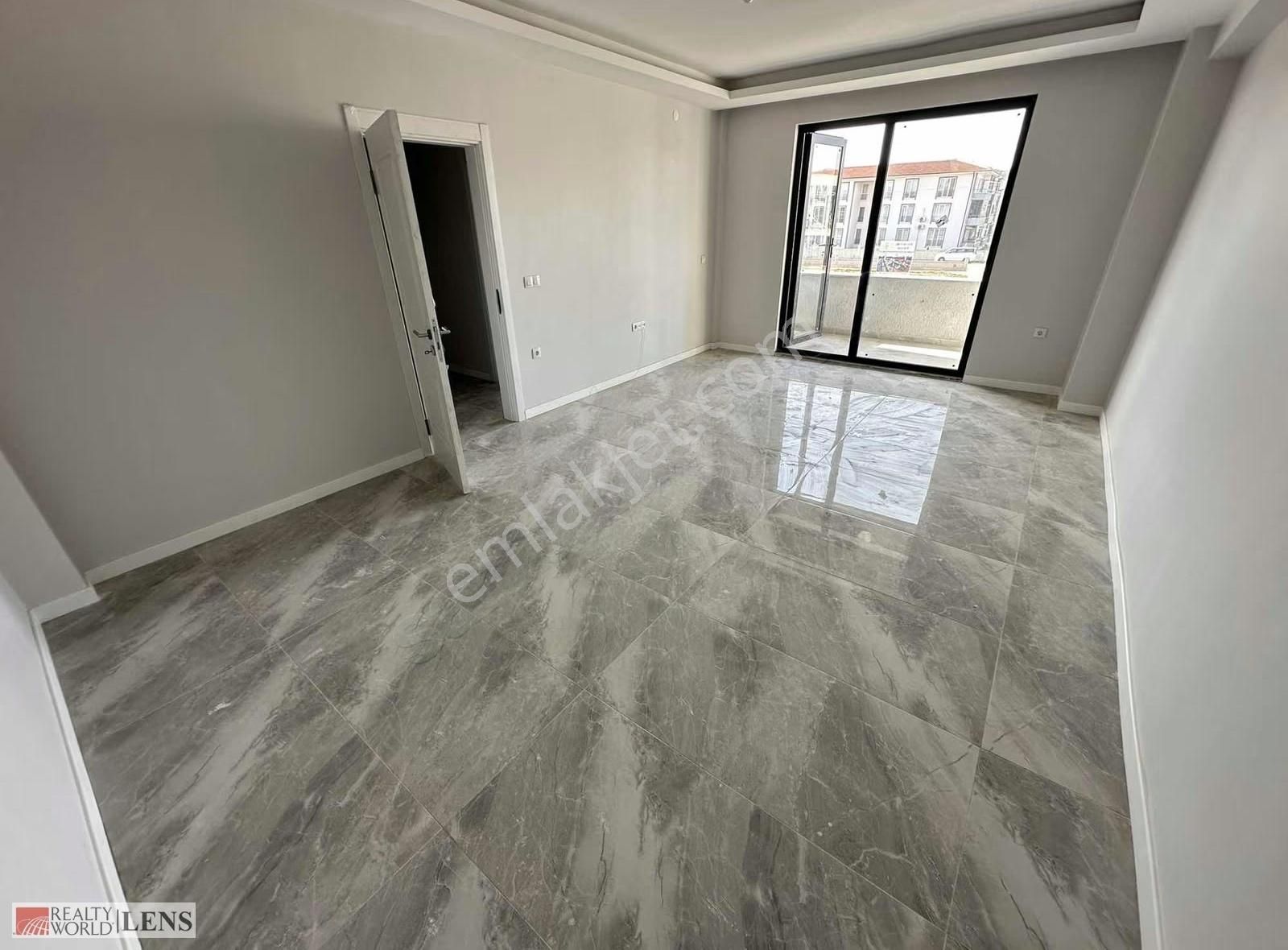Arifiye Fatih Mah. Tarakçıoğlu İsfahan Evleri 3+1 Kiralık Daire - Görsel 15