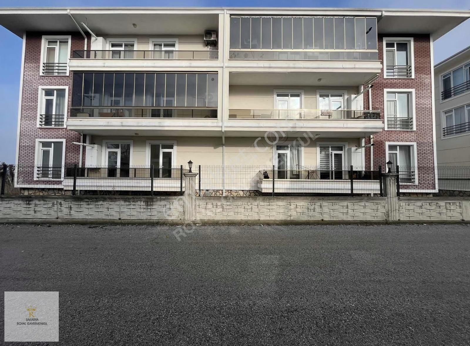 Serdivan Yazlıkta Beşsekiz Okulları Yanı 2+1 Kiralık Daire