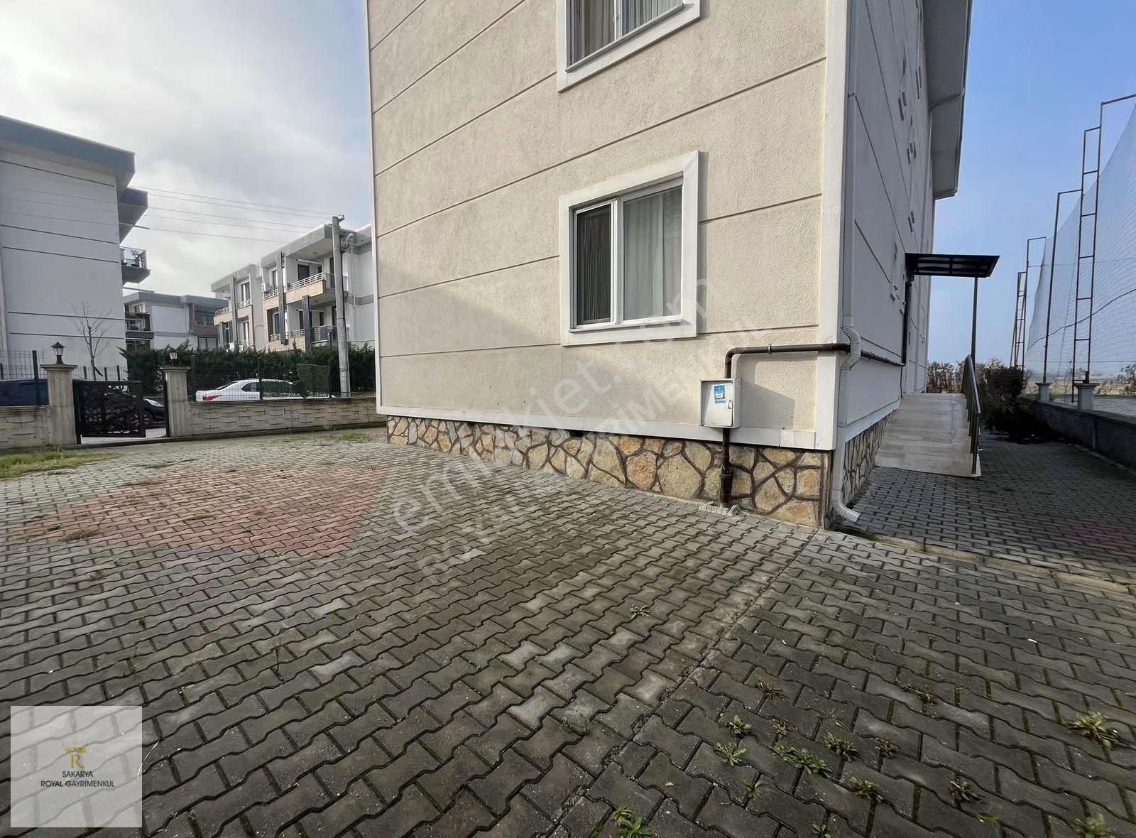 Serdivan Yazlıkta Beşsekiz Okulları Yanı 2+1 Kiralık Daire - Görsel 12