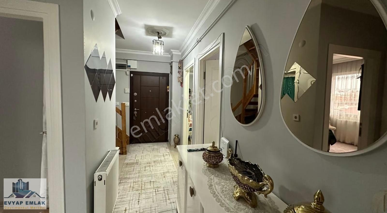 Evyap'tan Bahçelievler De Genç Bina 5+2 Satılık Dubleks Daire - Görsel 27