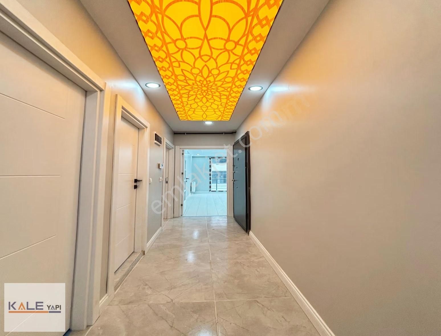 Metrobüse Yakın Sıfır Daire 2+1 Satılık - Görsel 18