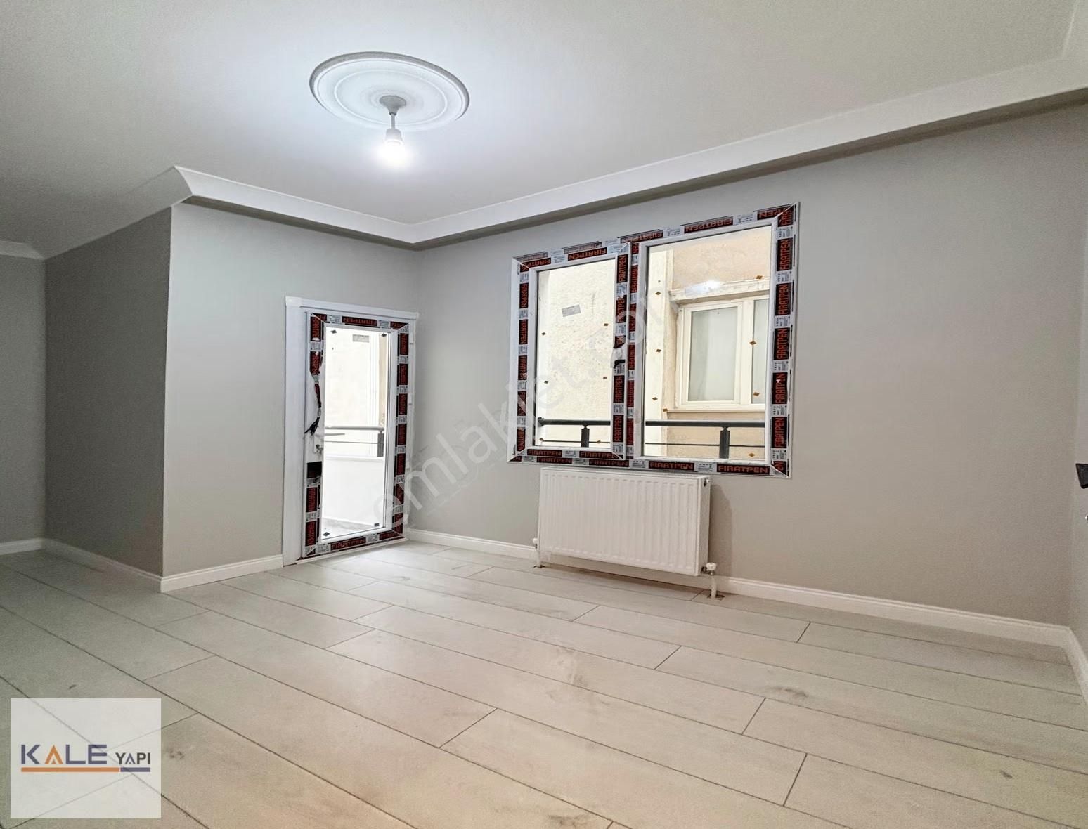 Metrobüse Yakın Sıfır Daire 2+1 Satılık - Görsel 8