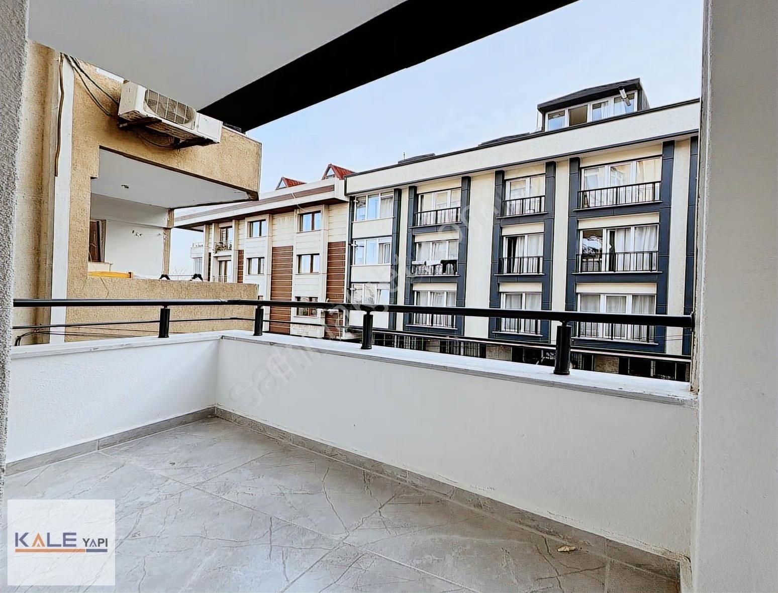 Metrobüse Yakın Sıfır Daire 2+1 Satılık - Görsel 19