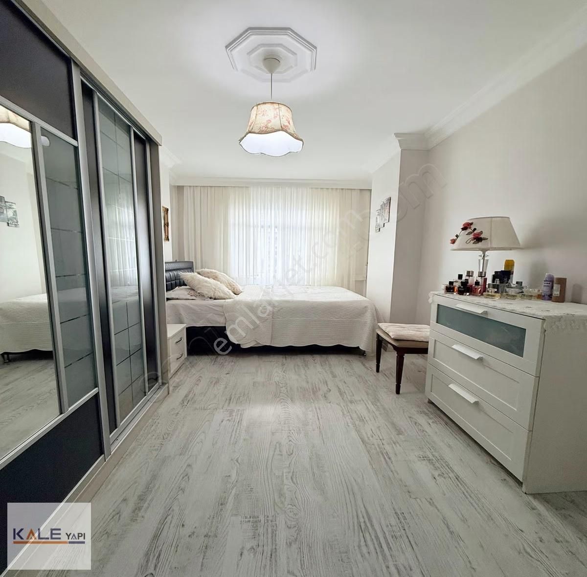 Köşe Bina Karanlık Odası Yok Ful Dekorlu 2+1 110m2 - Görsel 29