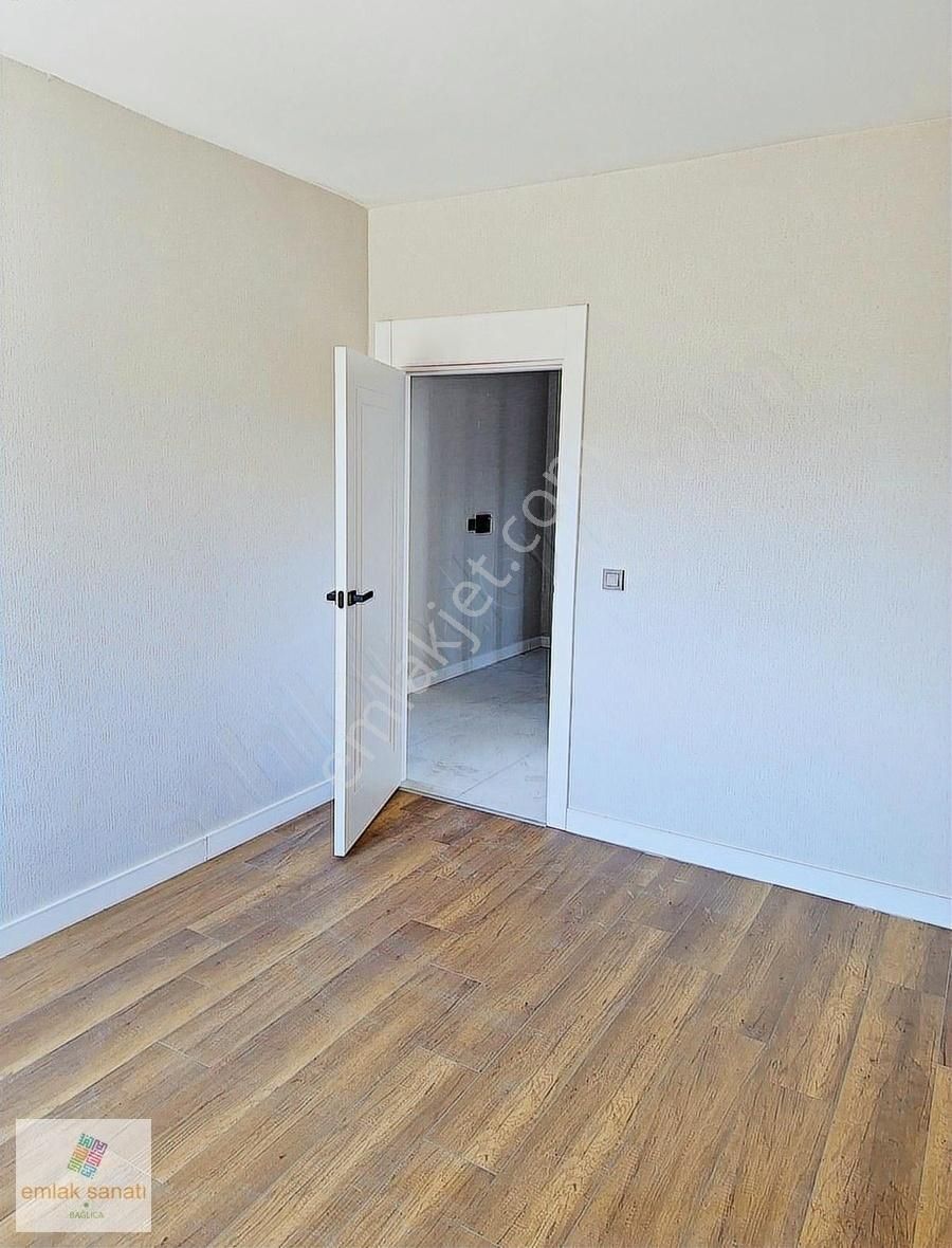 Beytepe Mahallesinde Kapalı Otoparklı Sitede 3+1 Sıfır Daire - Görsel 35