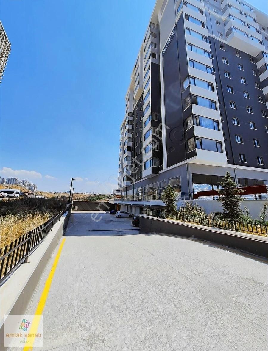Beytepe Mahallesinde Kapalı Otoparklı Sitede 3+1 Sıfır Daire - Görsel 11