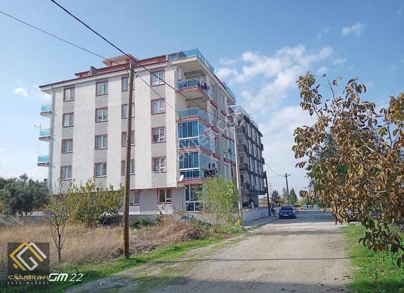 Bütüncephesi Açık/manzaralı/çift Teraslı Geniş 2+1