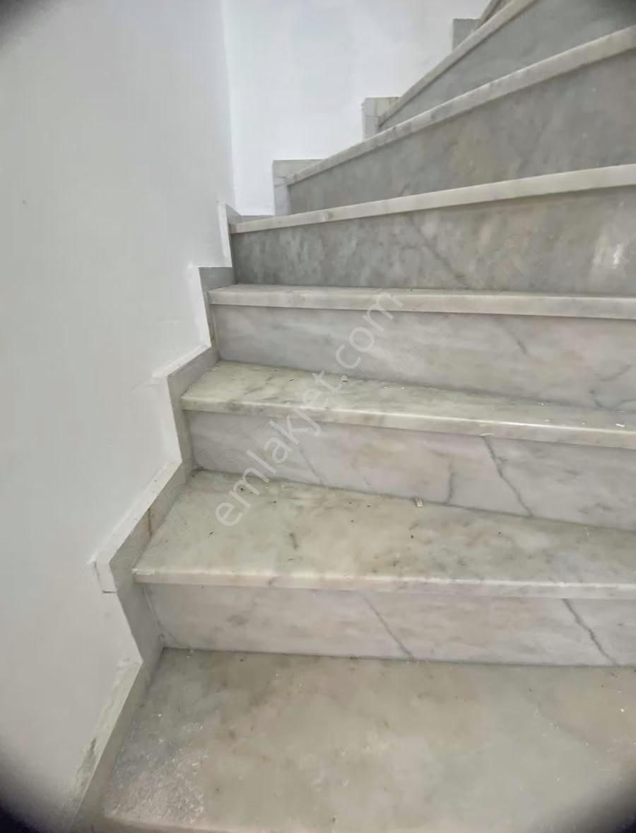 Müstakil Ev- Site İçerisinde Denize Yürüme Mesafesinde - Görsel 17