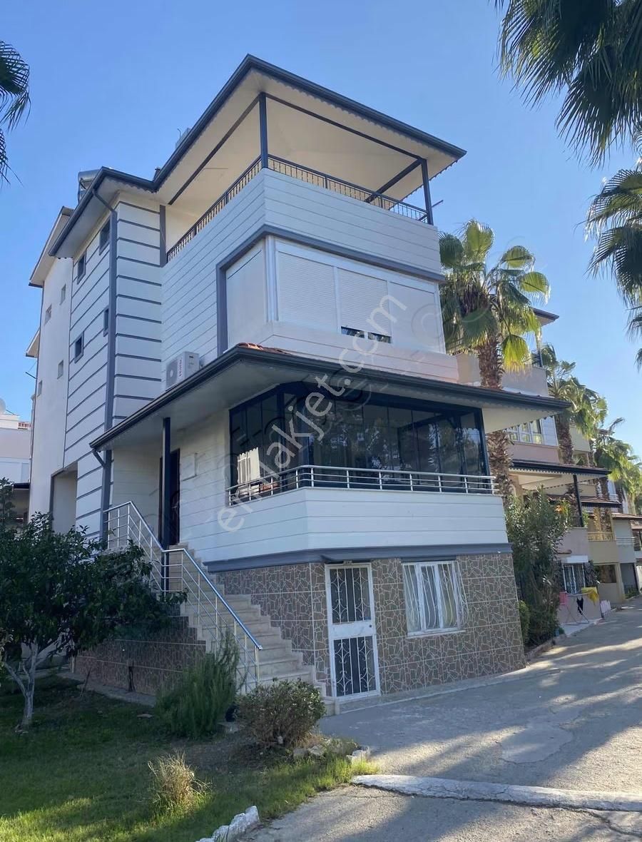 Müstakil Ev- Site İçerisinde Denize Yürüme Mesafesinde - Görsel 10