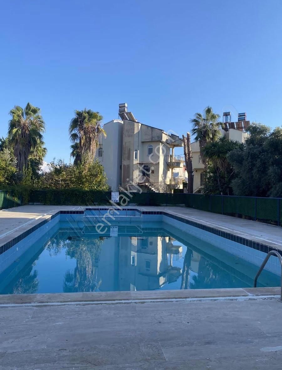 Müstakil Ev- Site İçerisinde Denize Yürüme Mesafesinde - Görsel 2