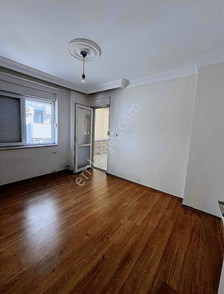 Manavgat Bahçelievler Mahallesinde Dubleks Kiralık 6+2 Daire - Görsel 2