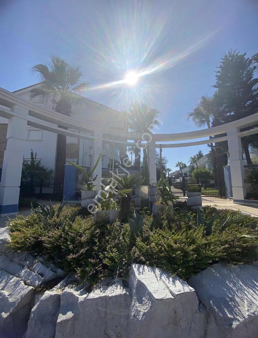 Side Mahallesi Mirage Sitesin'de Eşyalı Satılık 2+1 Daire - Görsel 26