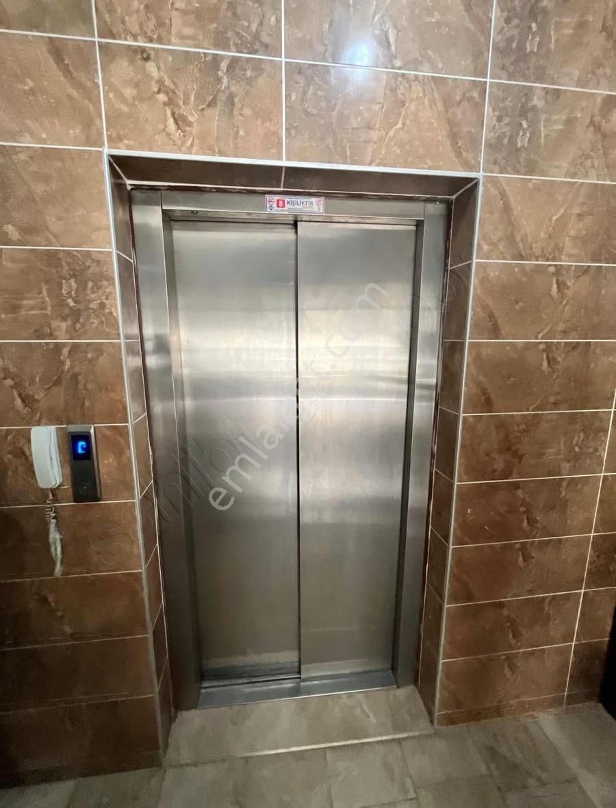 Manavgat Emek Mahallesin'de Satılık 2+1 Daire