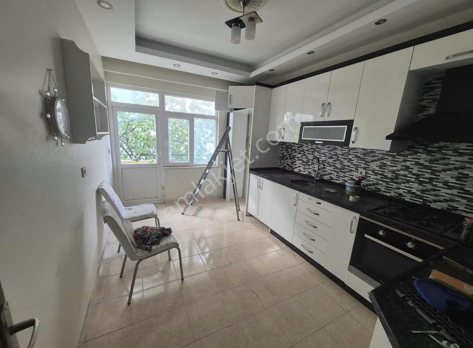 Öz Yıldız Emlaktan Emek Mahallesinde 3+1 Daire - Görsel 2