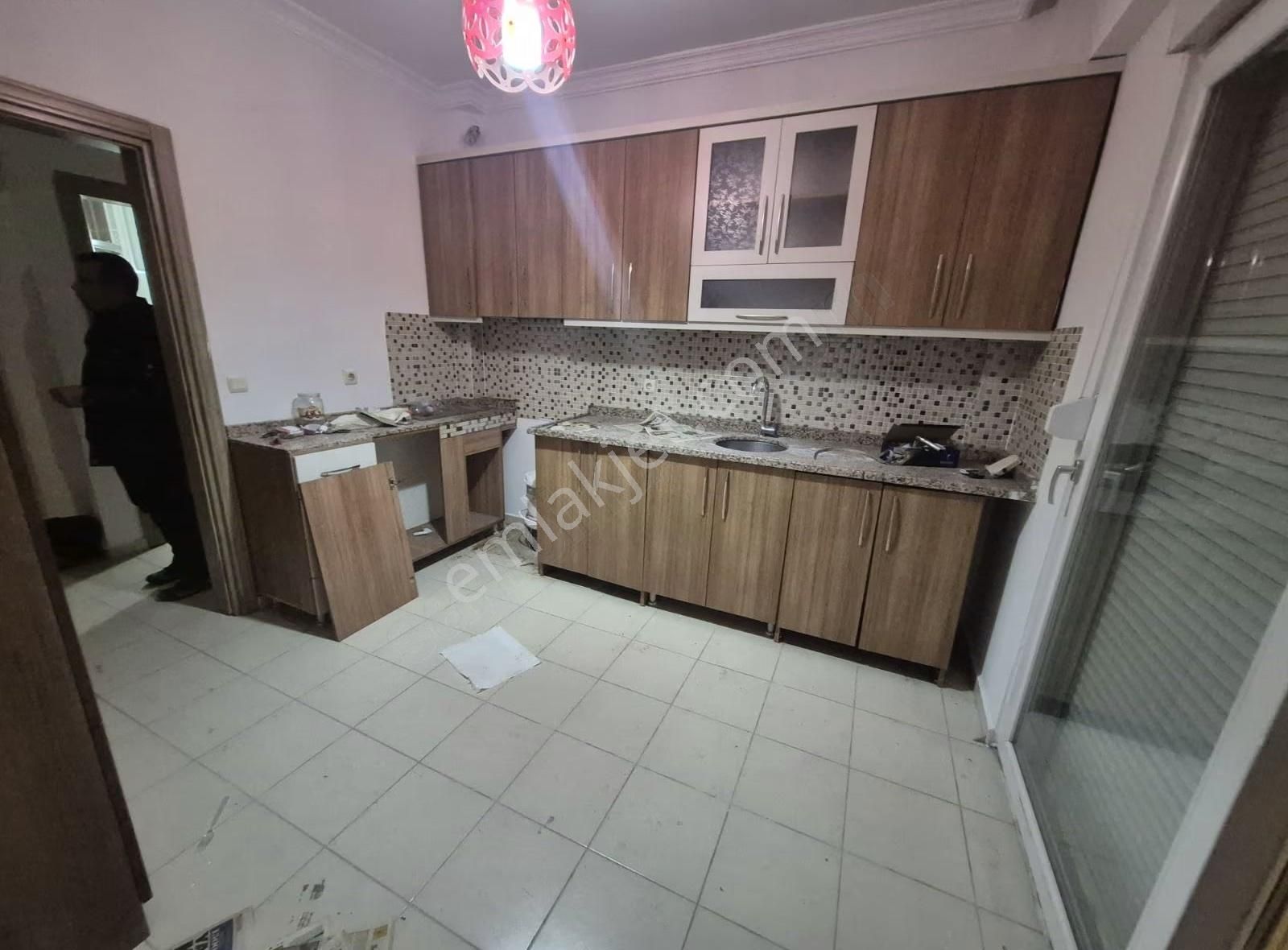 Öz Yıldız Emlaktan Barbaros Caddesinde 2+1 Kiralık Daire - Görsel 21