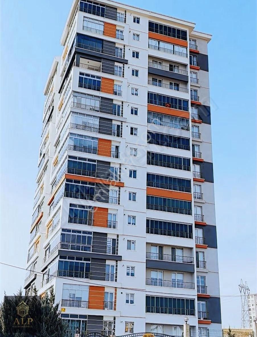 Alp Gayrimenkul'den Kuzey Yıldızında 4+1 Site İçerisinde Daire - Görsel 2