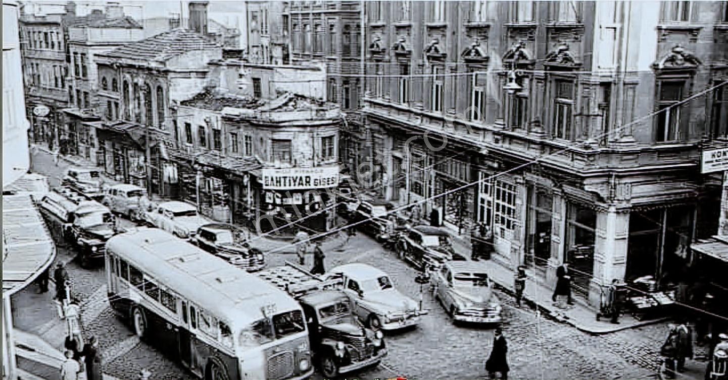 Karaköy Mumhane Cad. Galataporta Yakın Kiralık Dükkan Mağaza - Görsel 35