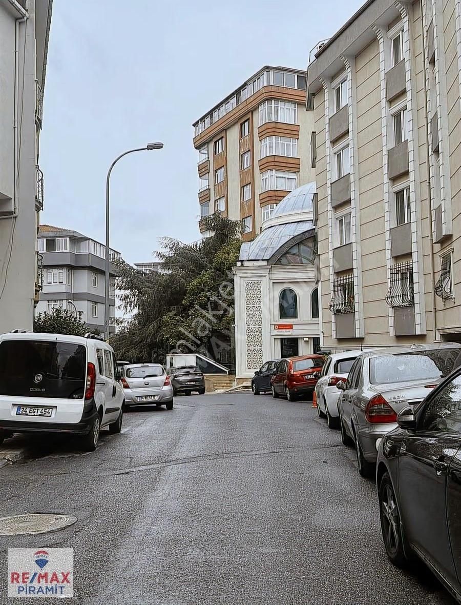Kısıklı Mahallesi 2+1 Bakımlı Boş Ara Kat Kiralık Daire - Görsel 4