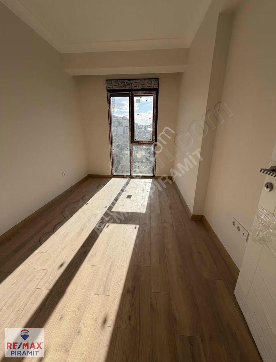 Validebağ Sitesinde 3+1 Emsalsiz Fırsat Satılık - Görsel 2