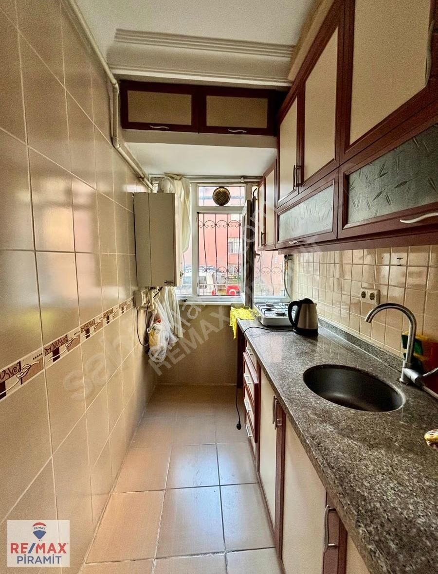Üsküdar Nuhkuyusunda Ferah Ve Aydınlık Y.giriş 2+1 Kiralık Daire - Görsel 19