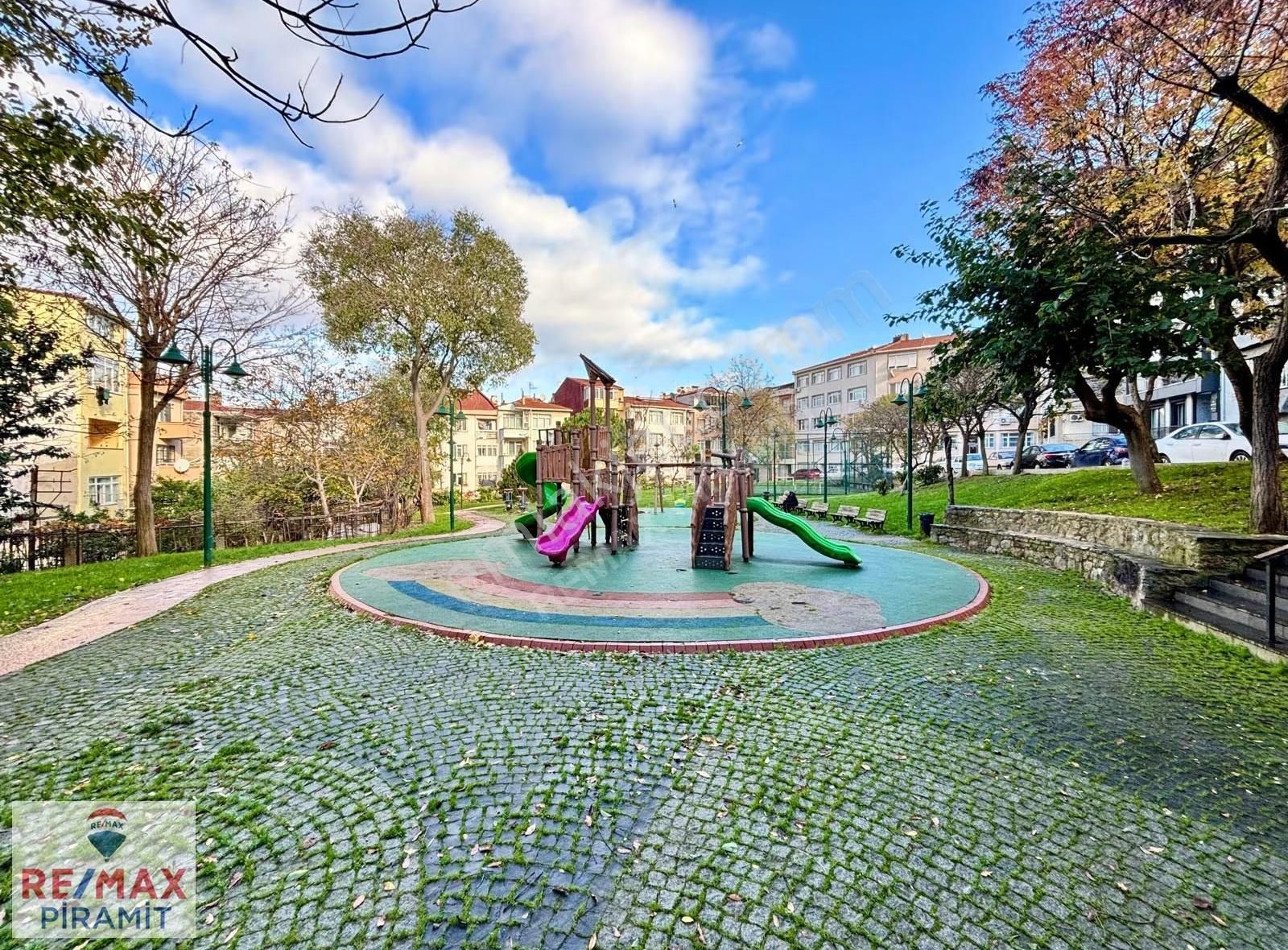 Üsküdar Nuhkuyusunda Ferah Ve Aydınlık Y.giriş 2+1 Kiralık Daire - Görsel 7