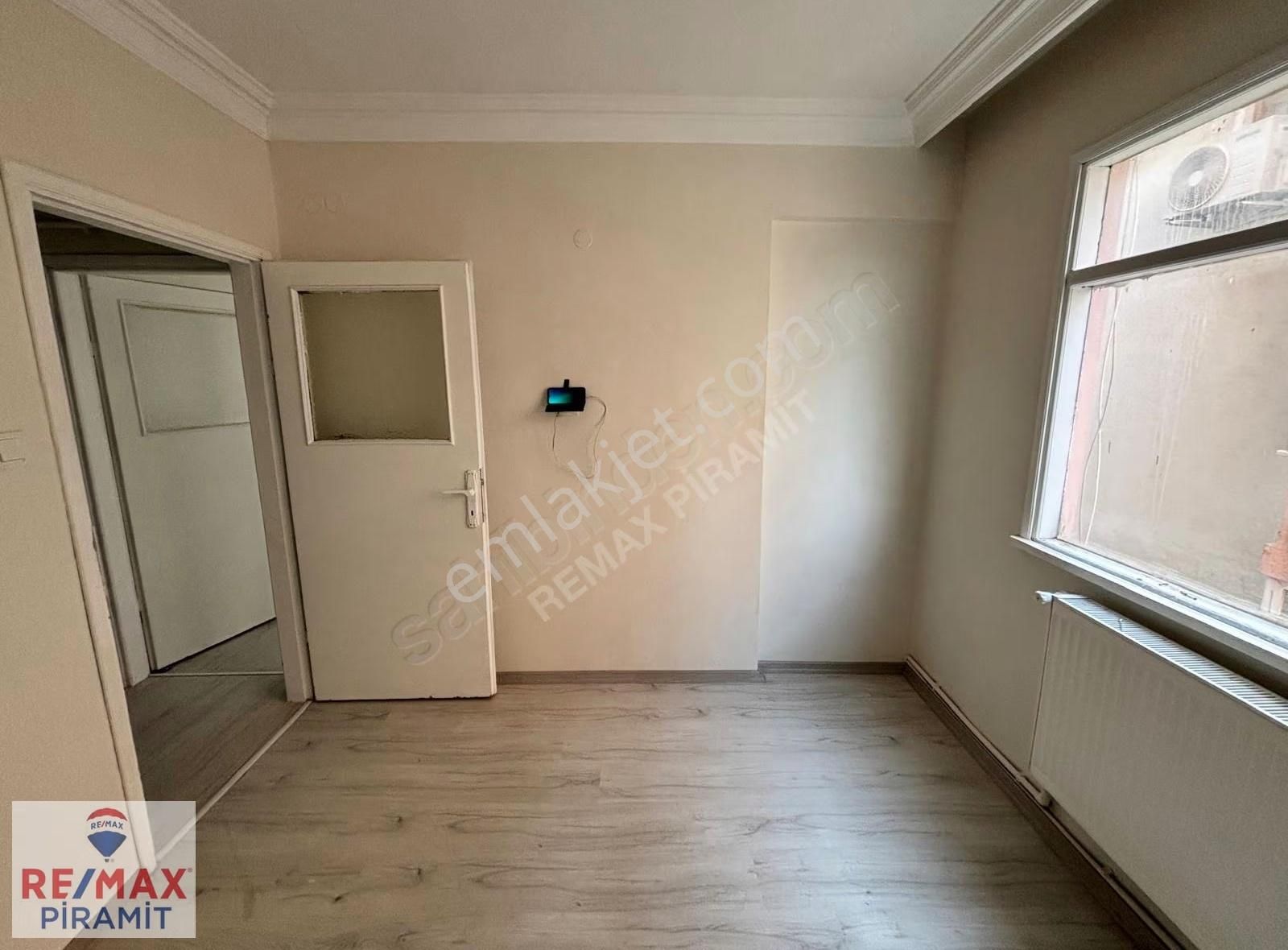 Üsküdar Merkezde Metroya Yakın | İçi Yapılı 2+1 | Satılık Daire - Görsel 24