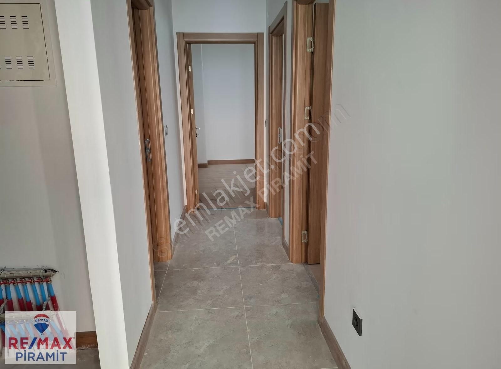 Üsküdar Kandilli'de Özevim Sitesi 3+1 100 M2 Satılık Daire - Görsel 13