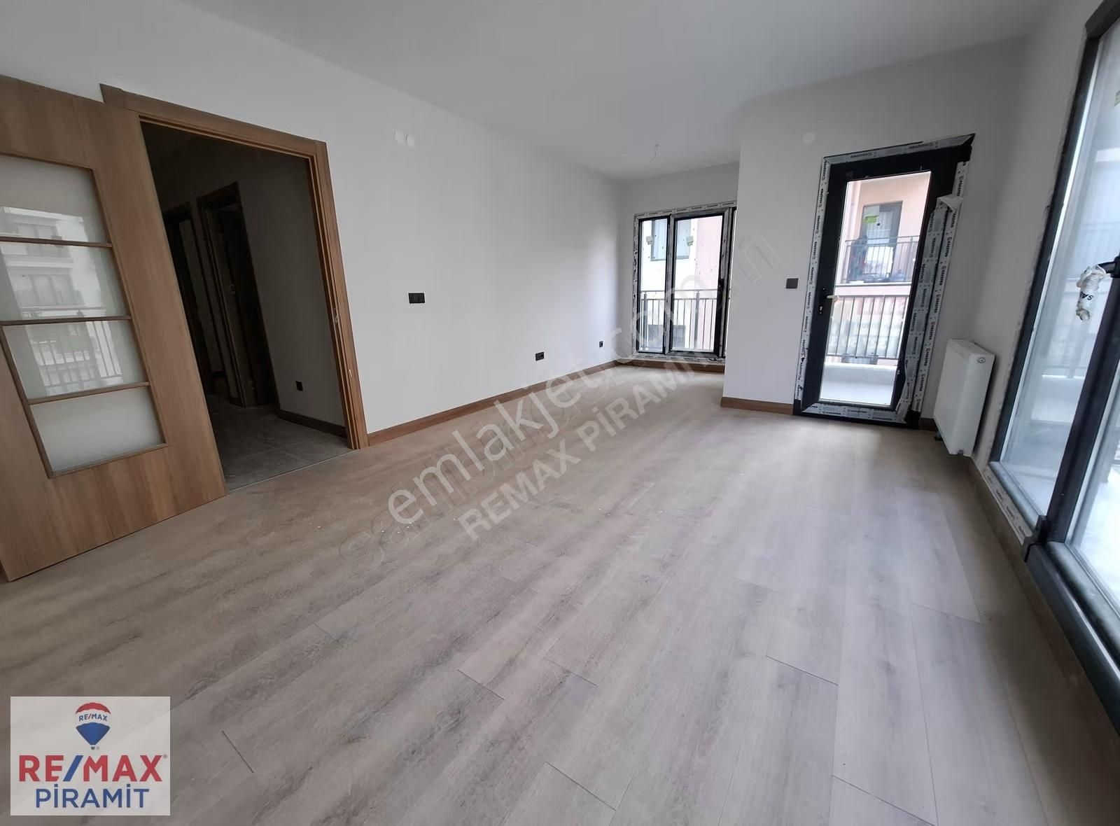 Üsküdar Kandilli'de Özevim Sitesi 3+1 100 M2 Satılık Daire - Görsel 2