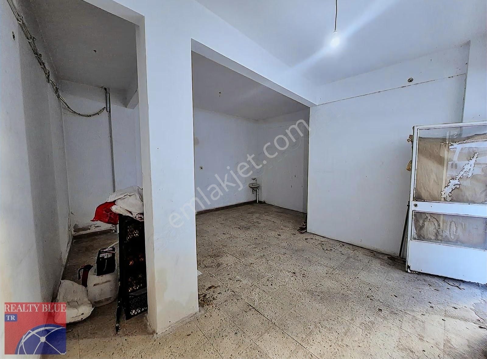 Tarabyaüstü_ Kiralık 40 M2._dükkan/mağaza+sahil+metro - Görsel 3