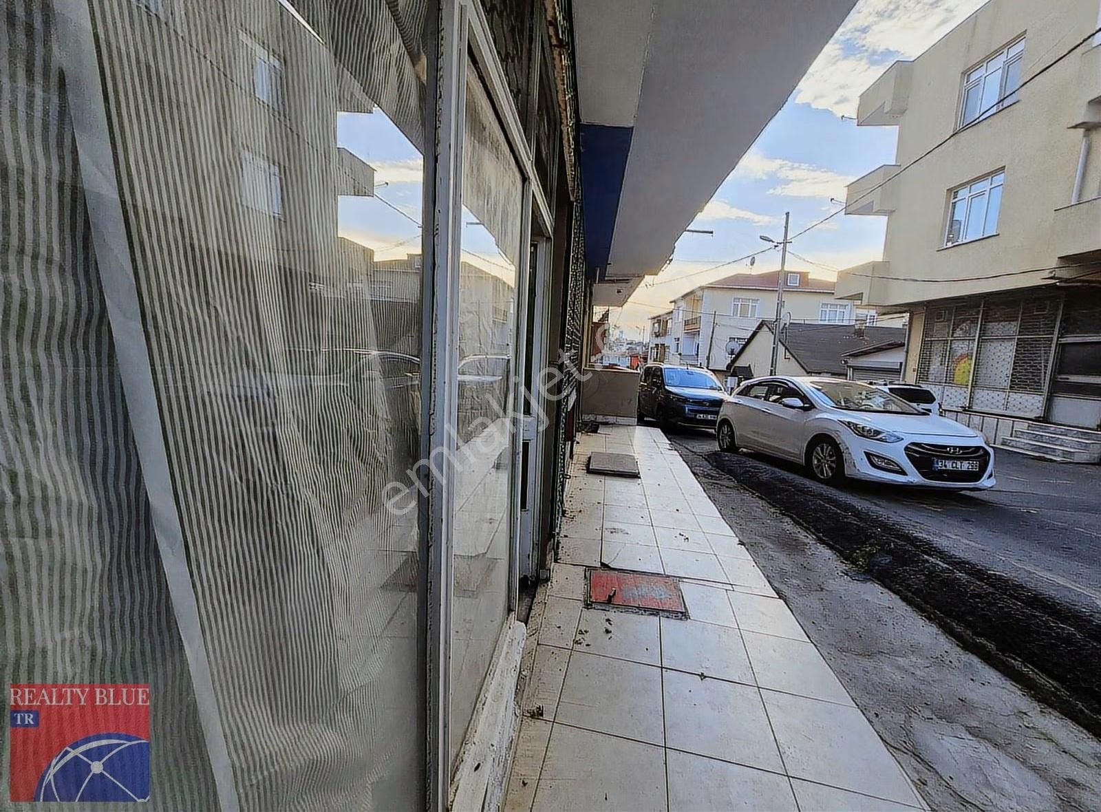 Tarabyaüstü_ Kiralık 40 M2._dükkan/mağaza+sahil+metro - Görsel 4