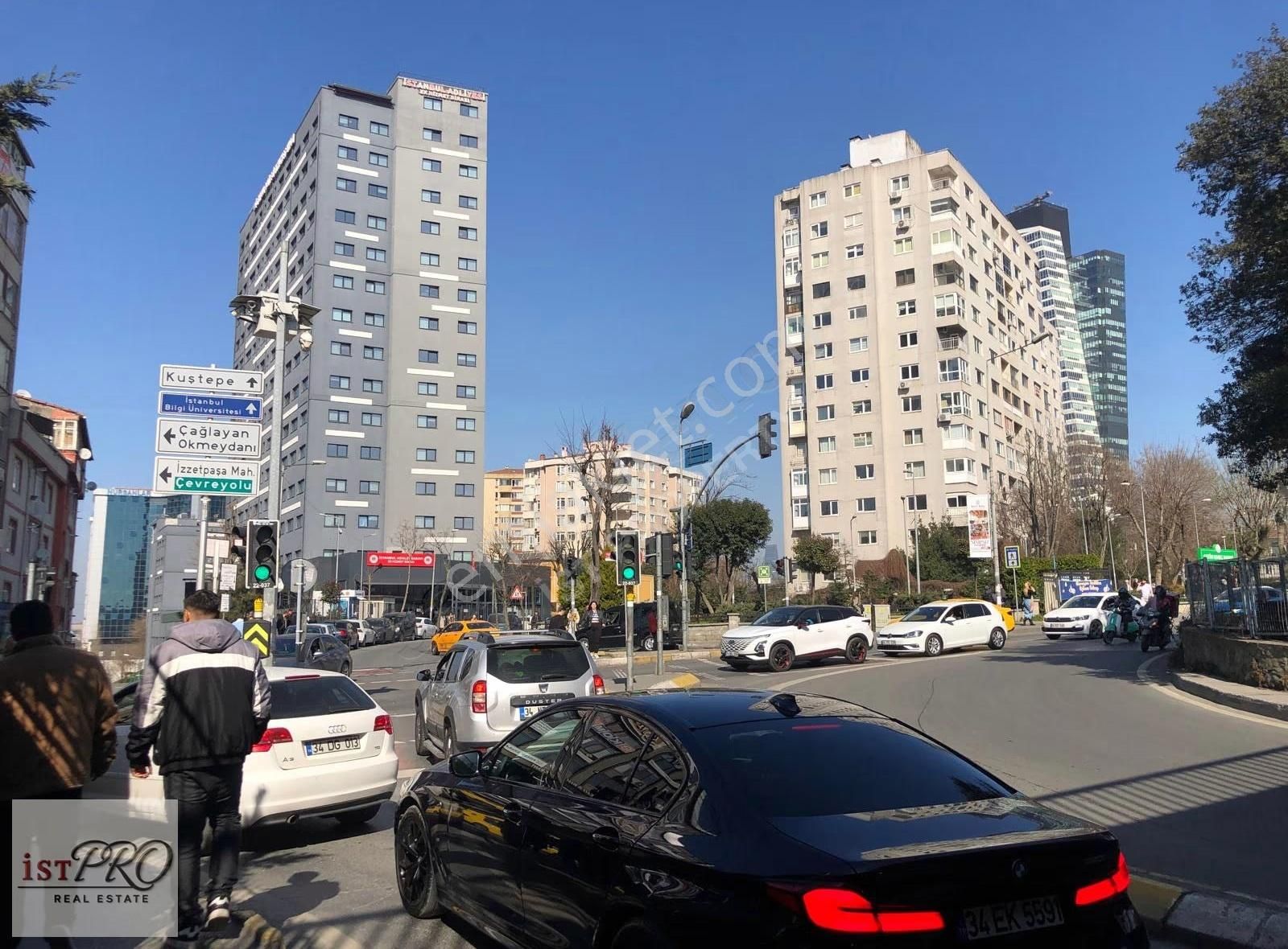 Şişli,mecidiyeköy,otoparklı,güvenlikli Sitede,satılık 65m2dükkan - Görsel 17