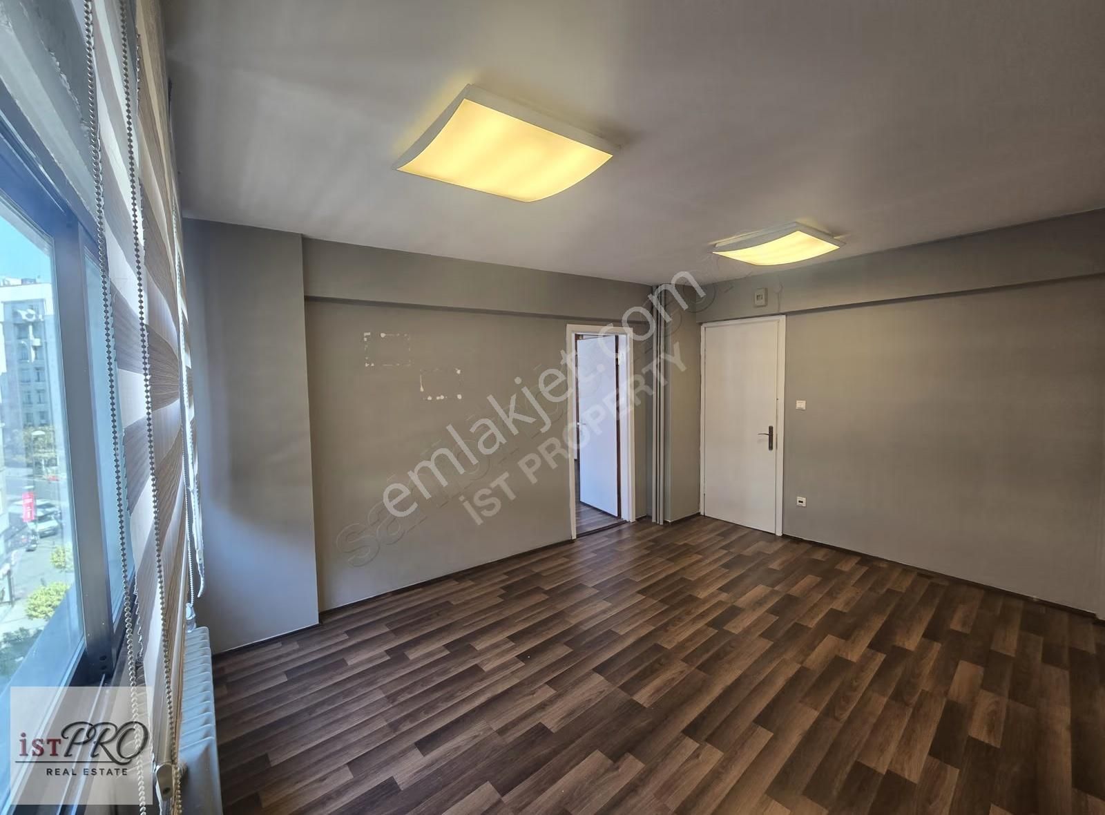 Şişli Halaskargazi Cd.metroya Yakın Asansorlü Kiralık 70m2 Ofis - Görsel 17