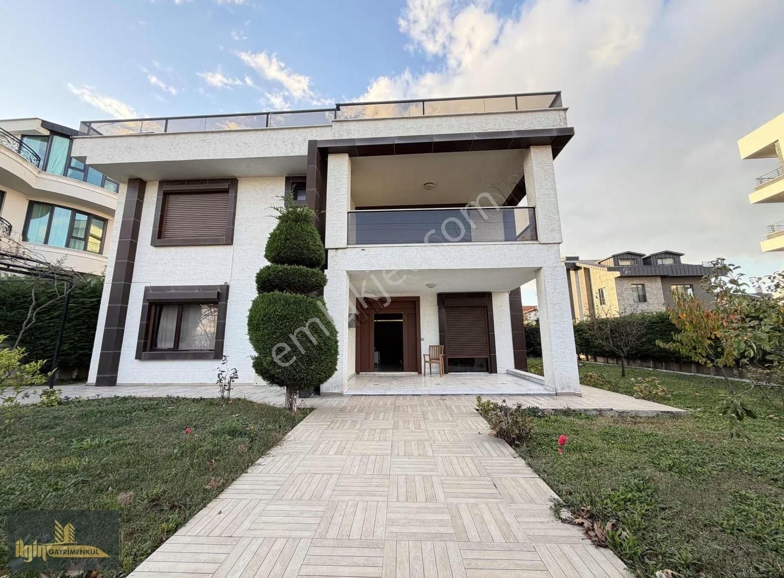 Yalova Merkezde Muhteşem Konumda Satılık Müstakil Villa - Görsel 7