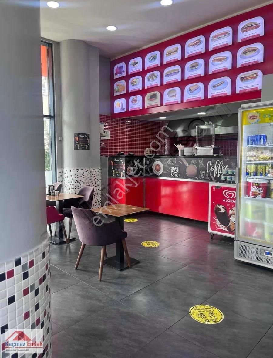 Kozyatağı Bayar Caddesinde Devren Satılık Büfe Cafe - Görsel 27