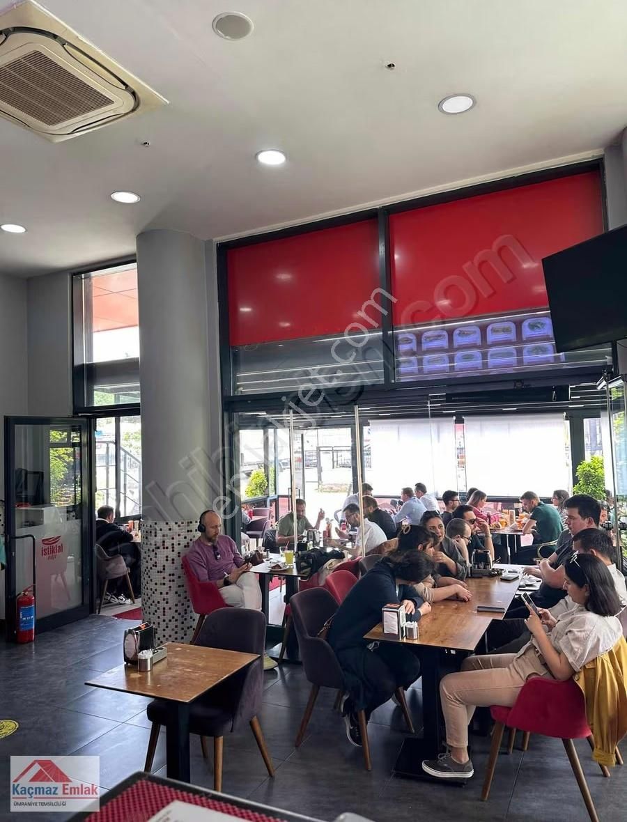 Kozyatağı Bayar Caddesinde Devren Satılık Büfe Cafe - Görsel 28