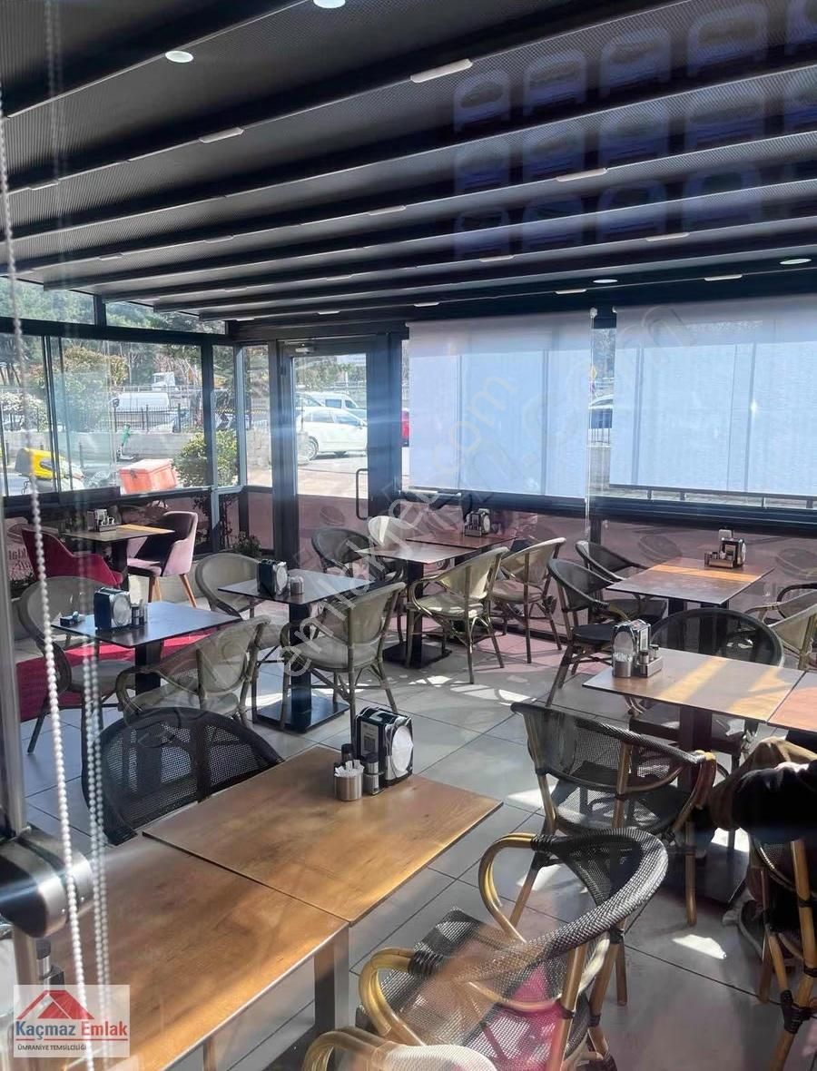 Kozyatağı Bayar Caddesinde Devren Satılık Büfe Cafe - Görsel 6