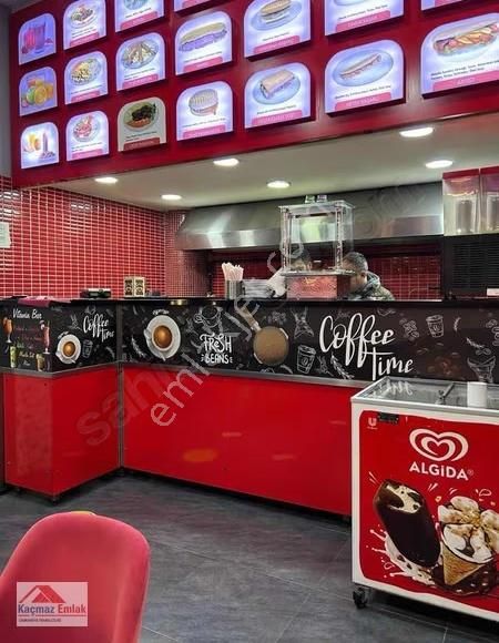 Kozyatağı Bayar Caddesinde Devren Satılık Büfe Cafe - Görsel 13