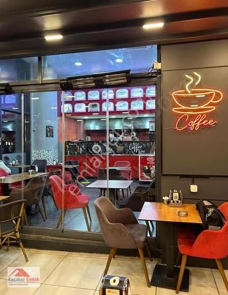 Kozyatağı Bayar Caddesinde Devren Satılık Büfe Cafe - Görsel 12